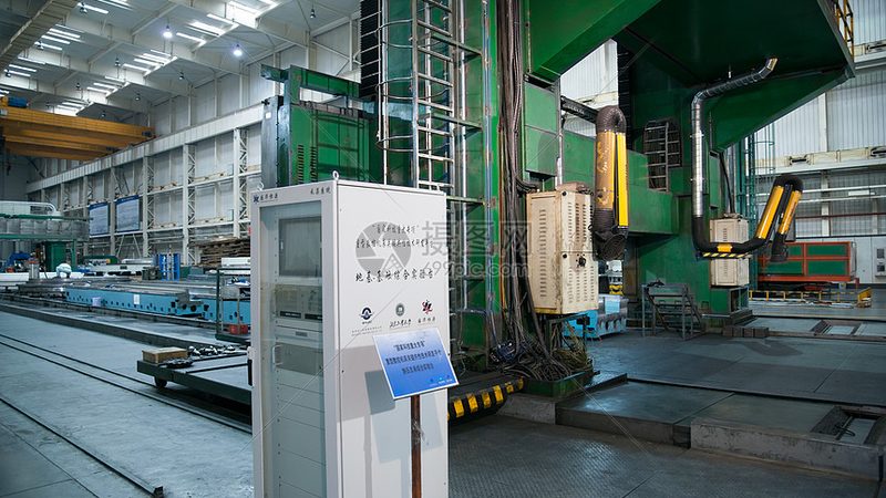 高空作业车液压油更换流程解析